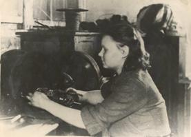 На военном заводе. 1942 г.